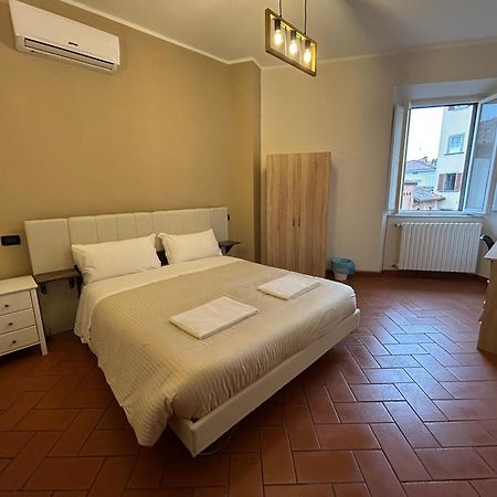 Window To The Tower Bed & Breakfast ปิซา ภายนอก รูปภาพ