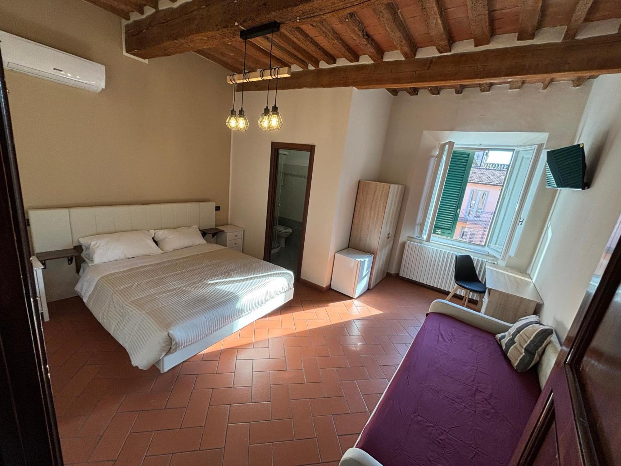 Window To The Tower Bed & Breakfast ปิซา ภายนอก รูปภาพ