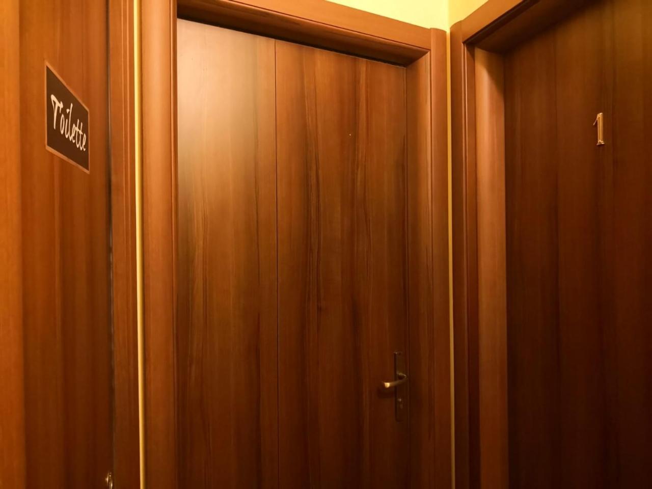 Window To The Tower Bed & Breakfast ปิซา ภายนอก รูปภาพ